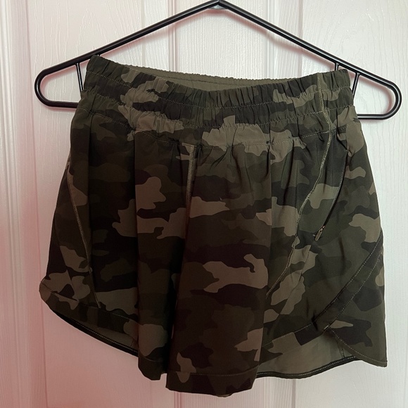 lululemon athletica Pants - Lululemon shorts